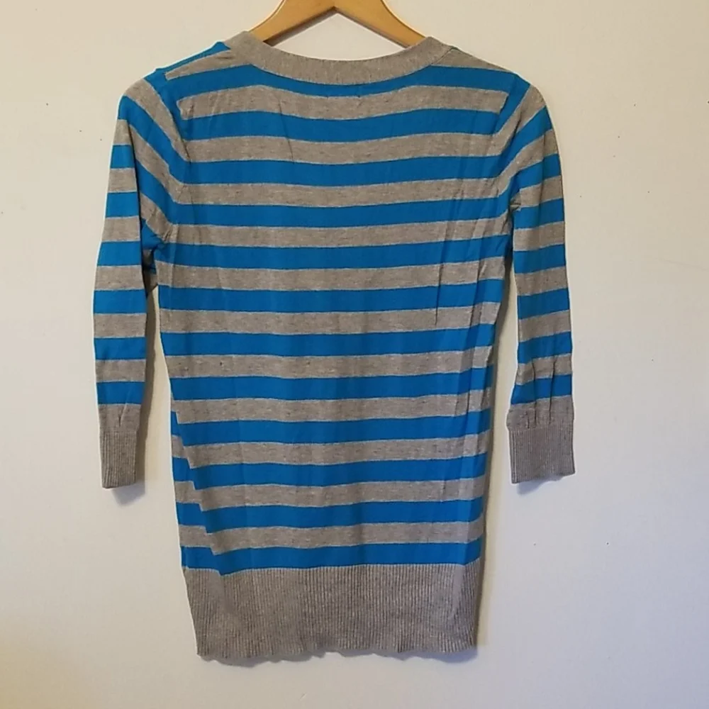 Mossimo Cardigan - Picture 4 of 4